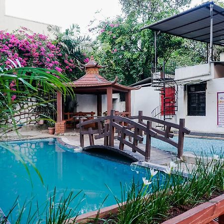 Dreams Holiday Resort Lonavala Esterno foto